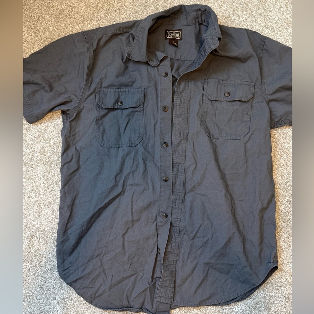 Schmidt Men's Short-Sleeve Button-Up Shirt in Charcoal